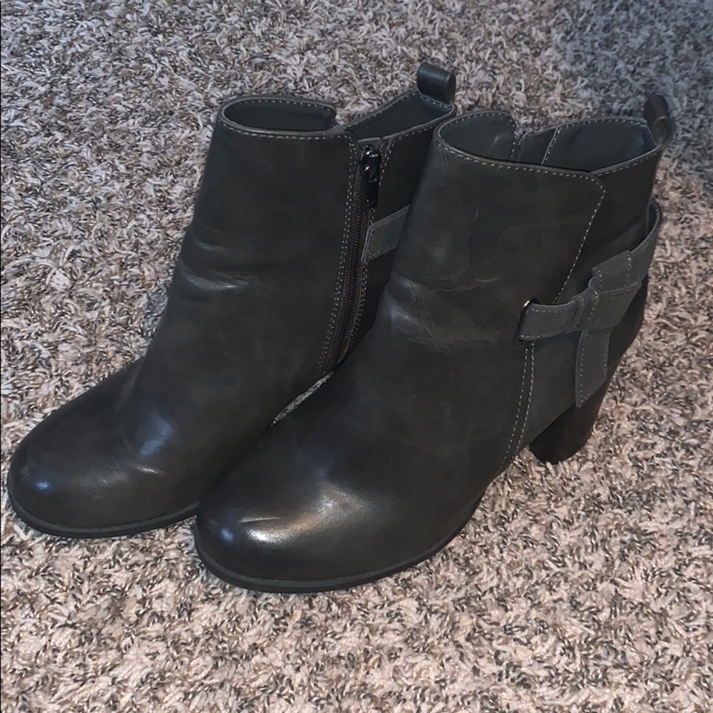 A+ / Heeled Ankle Boots